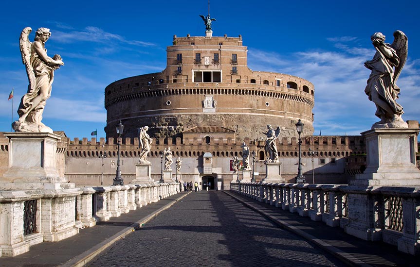 L'Eternal Rome Inn, il B&B situato in Via Germanico 85 all’interno di un palazzo in stile umbertino, gode di una posizione privilegiata nel cuore di Roma a pochi passi dalla fermata Metro Ottaviano ed a 100 m dalla città del Vaticano. Facilissimo da raggiungere sia per chi arriva dall’aereoporto di Fiumicino o Ciampino o dalla Stazione Termini e sia per chi raggiunge Roma in auto. L’invidiabile posizione del B&B vi farà visitare comodamente tutta la città, luoghi come Castel Sant’Angelo, Basilica di San Pietro, piazza Navona, piazza di Spagna, Pantheon, Fontana di Trevi etc.