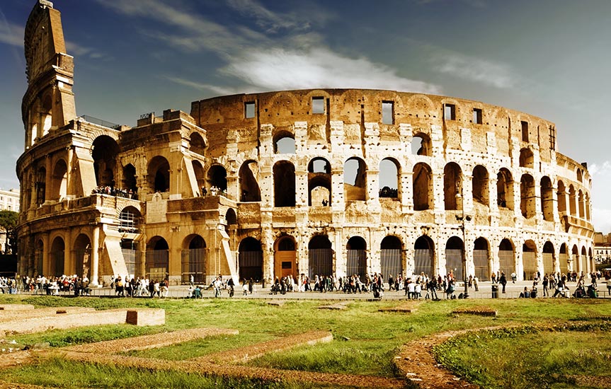 L'Eternal Rome Inn, il B&B situato in Via Germanico 85 all’interno di un palazzo in stile umbertino, gode di una posizione privilegiata nel cuore di Roma a pochi passi dalla fermata Metro Ottaviano ed a 100 m dalla città del Vaticano. Facilissimo da raggiungere sia per chi arriva dall’aereoporto di Fiumicino o Ciampino o dalla Stazione Termini e sia per chi raggiunge Roma in auto. L’invidiabile posizione del B&B vi farà visitare comodamente tutta la città, luoghi come Castel Sant’Angelo, Basilica di San Pietro, piazza Navona, piazza di Spagna, Pantheon, Fontana di Trevi etc.